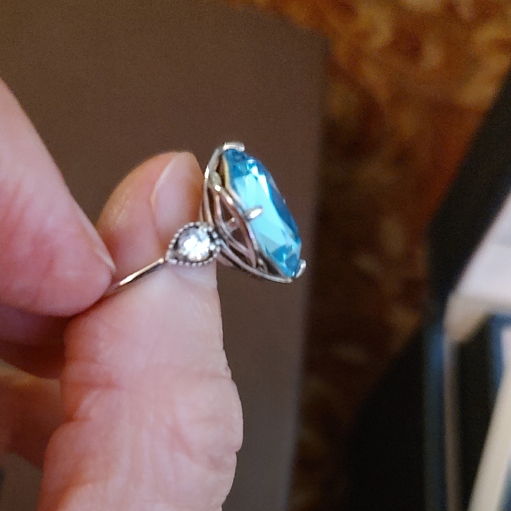 Fragrant Jewels Aqua Gem Silver Ring - Picture 2 of 5